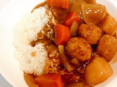 ごろごろ入れます☆鶏つくねカレーライス